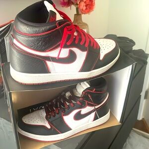 BLOODLINE JORDANS RETRO